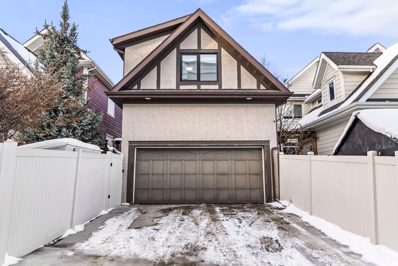 19 Tom Hoppe Mews SW