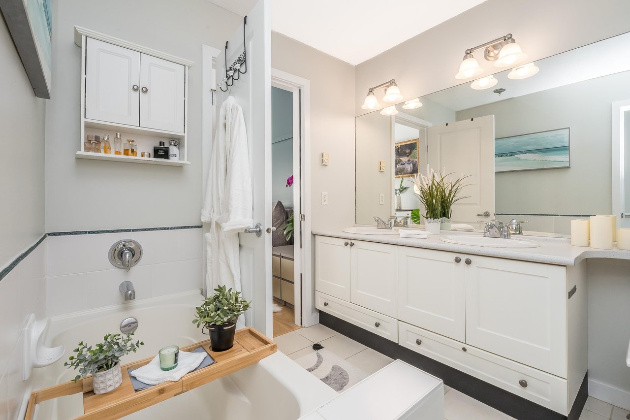 37-15168 36 Ave