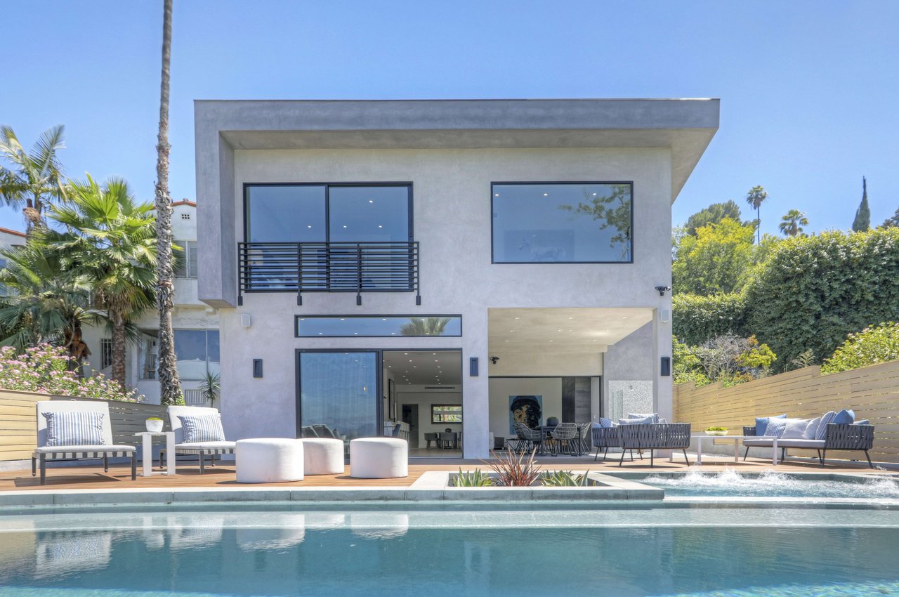 Kristen Schaal Upgrades to All-New Los Feliz Contemporary