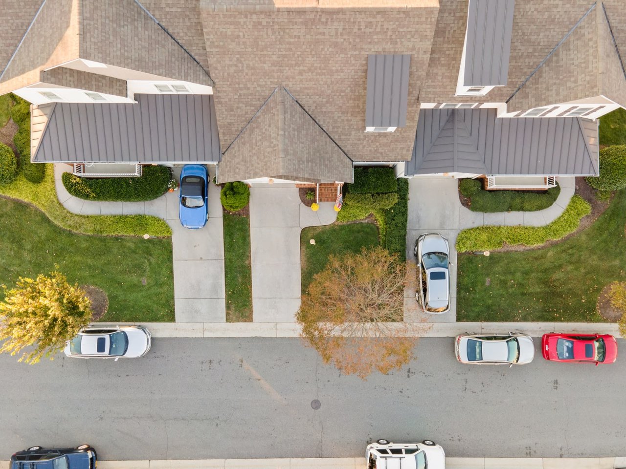 704 Abbey Village Circle