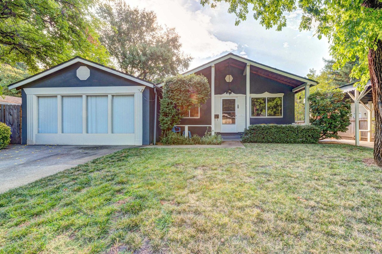 845 Christine Ave