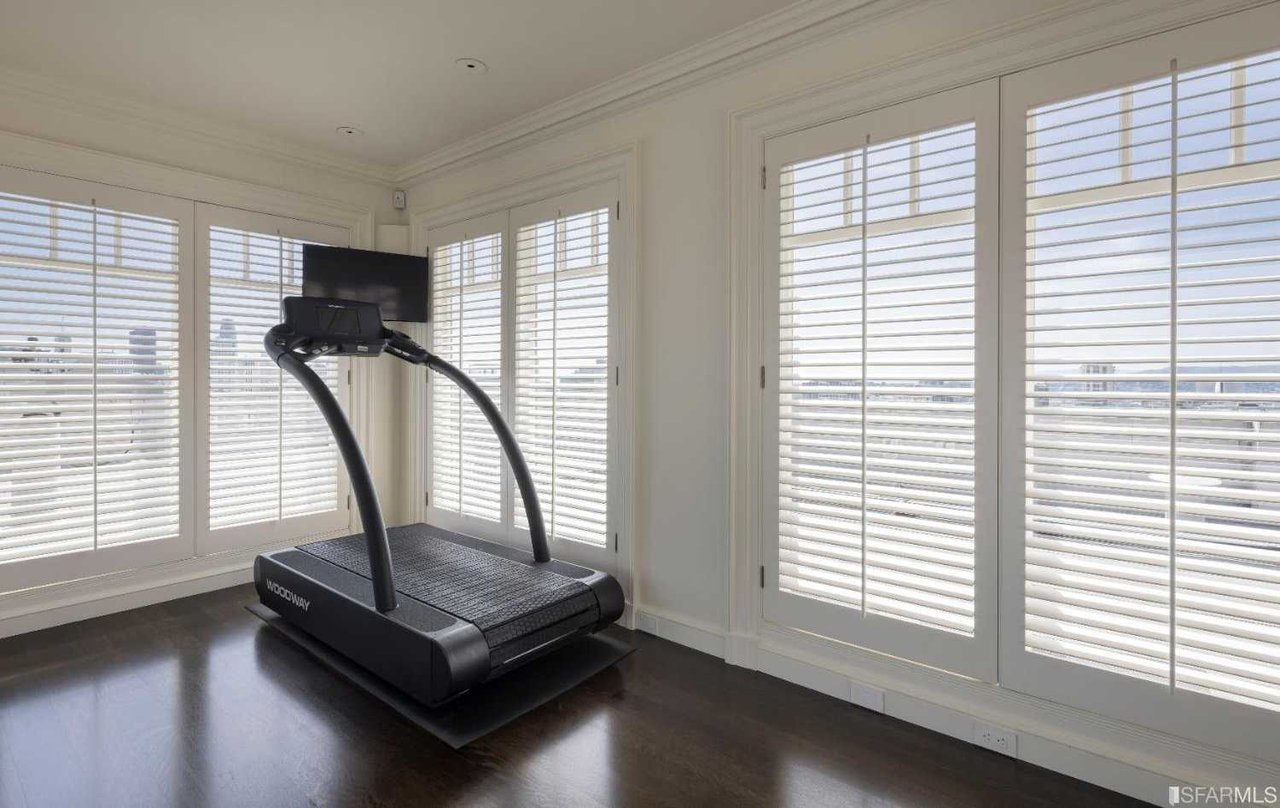 2000 Washington St, #Ph