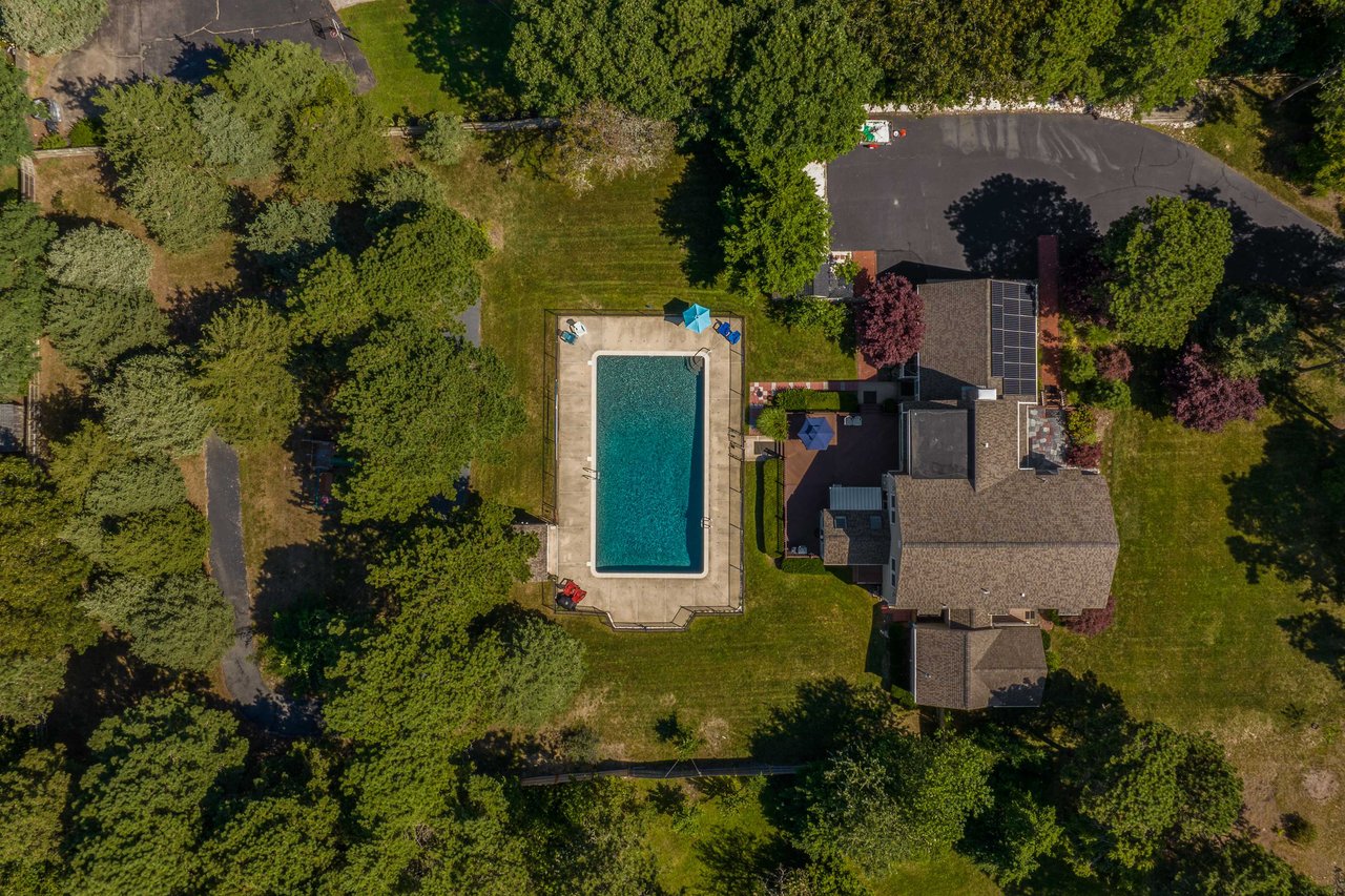 Family Compound in Yarmouth