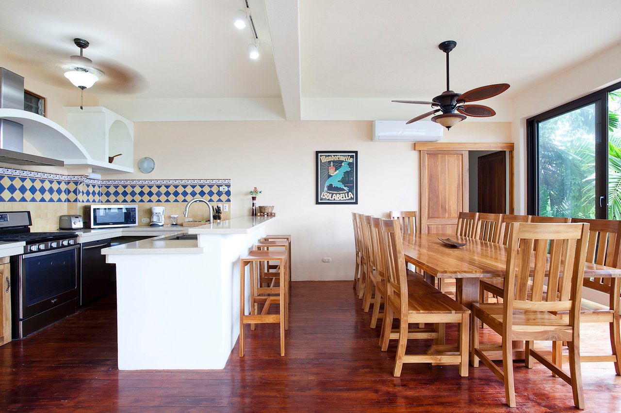 Penthouse Loft Jungle Villa, Manuel Antonio, Puntarenas