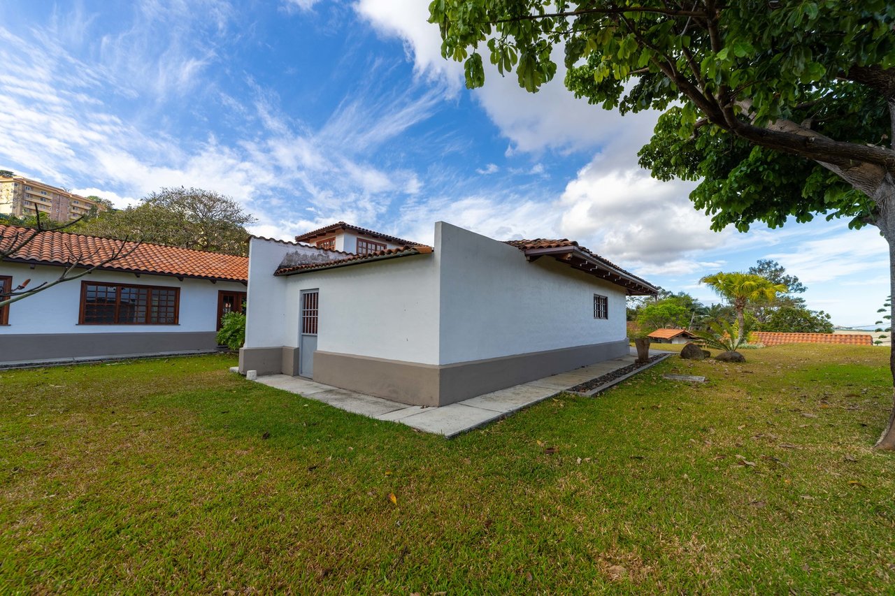 Private Gated Guest House Estate, Escazu, San Jose