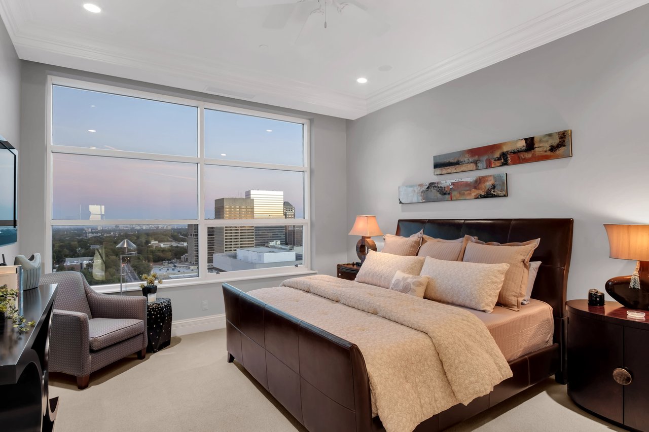 Exquisite Penthouse Unlike Any Other in Contention, Represented Buyer