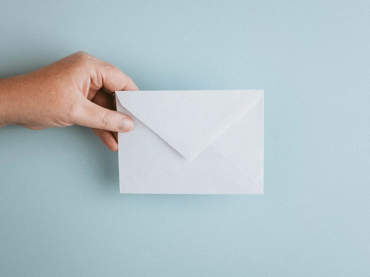 8 Ways to Make Your Offer Stand Out in a Competitive Market