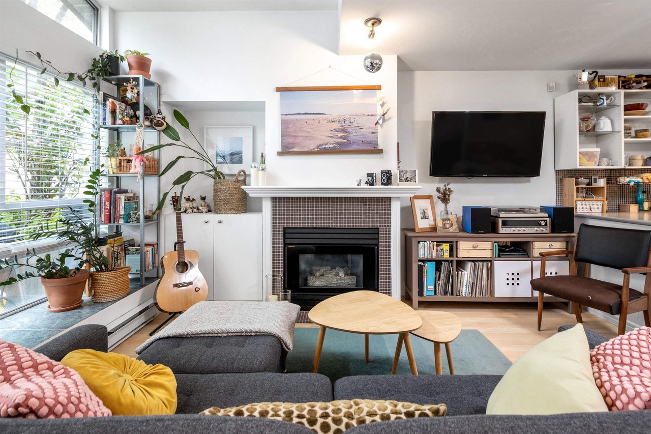 35-1385 W 7th Ave