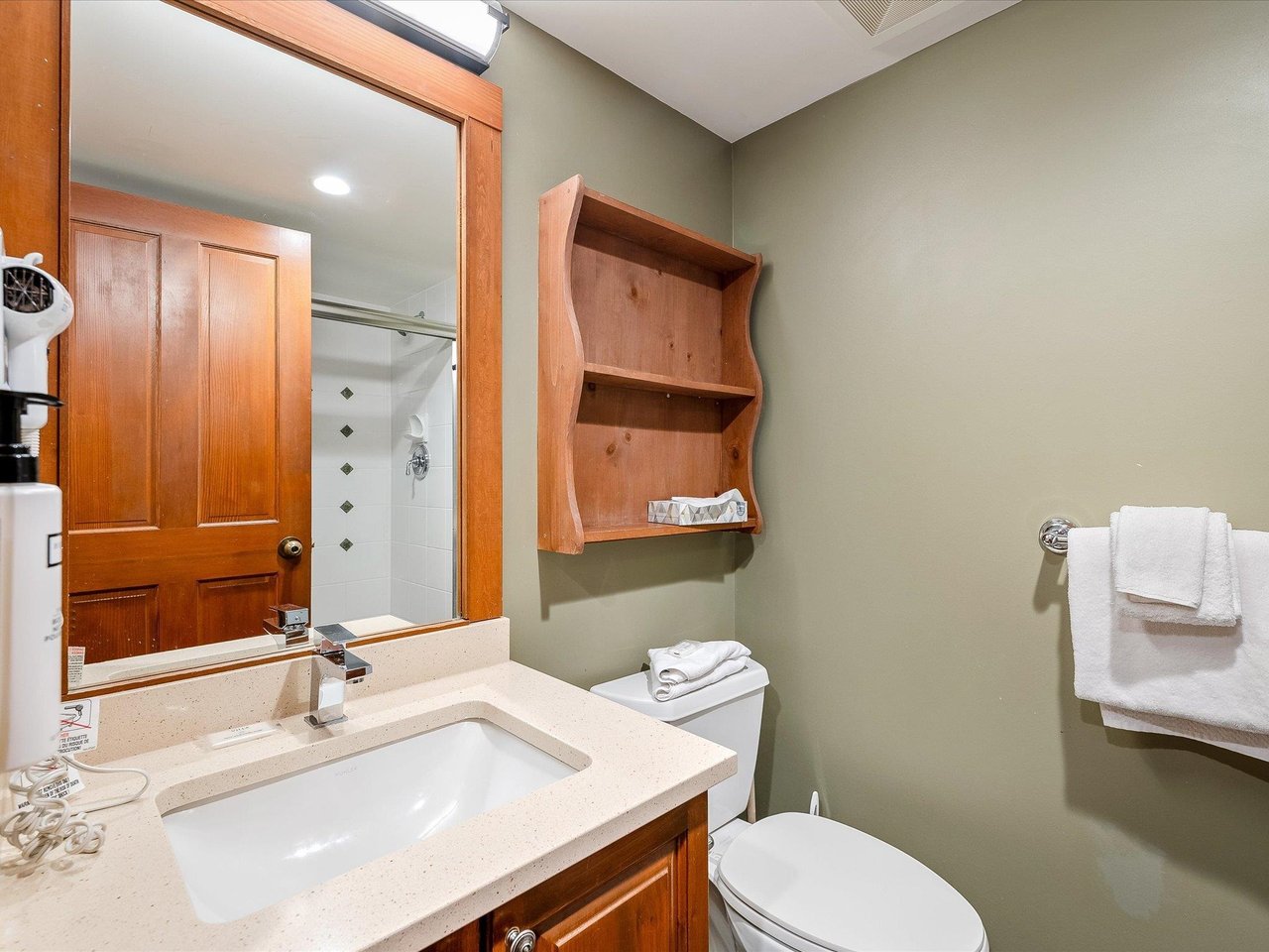 103G2-4653 Blackcomb Wy