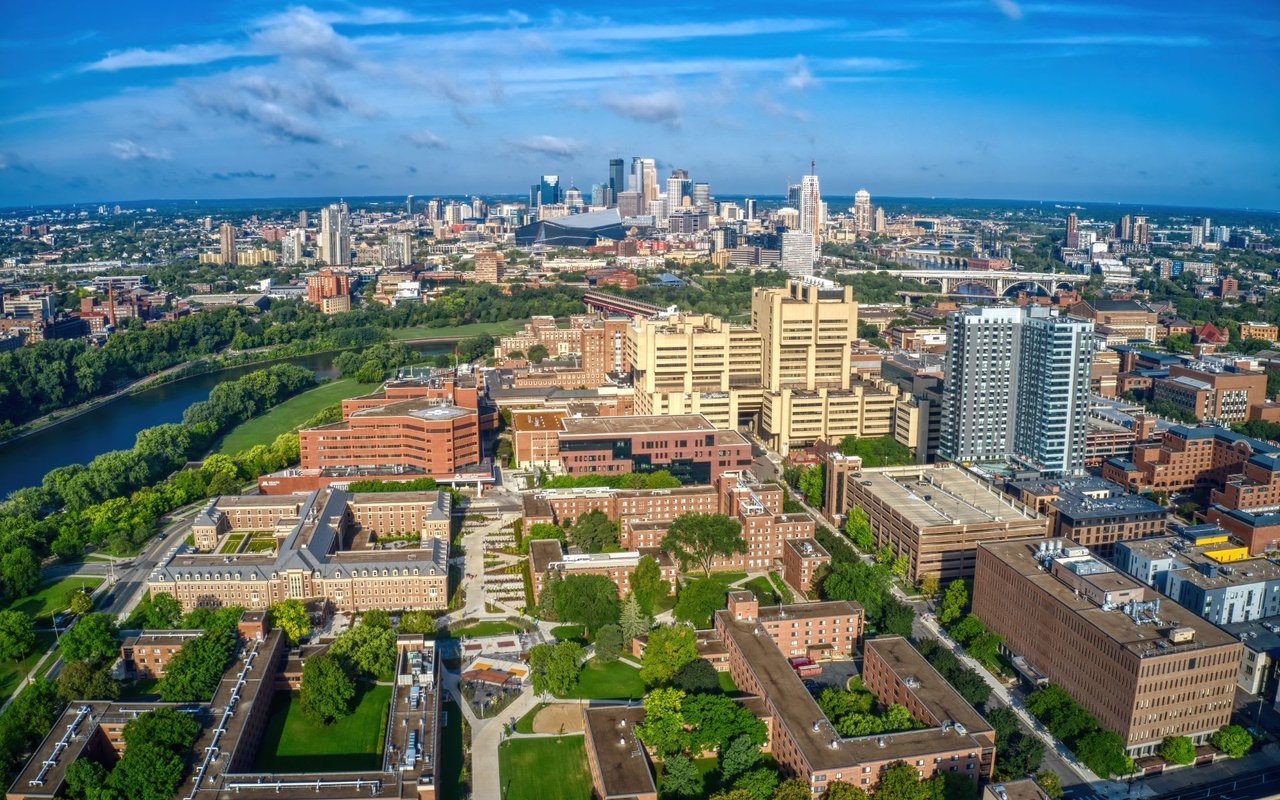 Macalester - Groveland