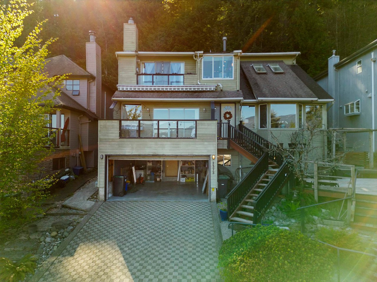 2373 Badger Rd