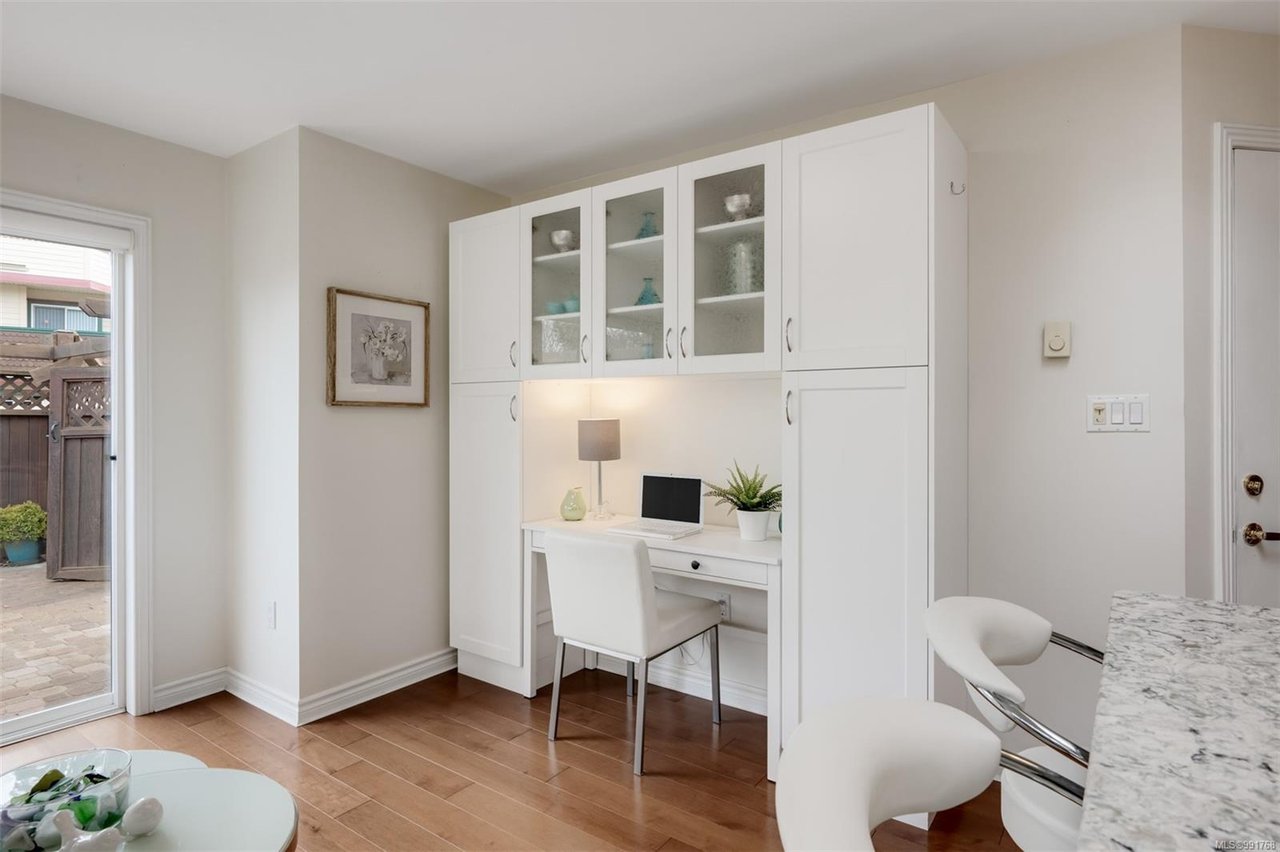 32-108 Aldersmith Pl