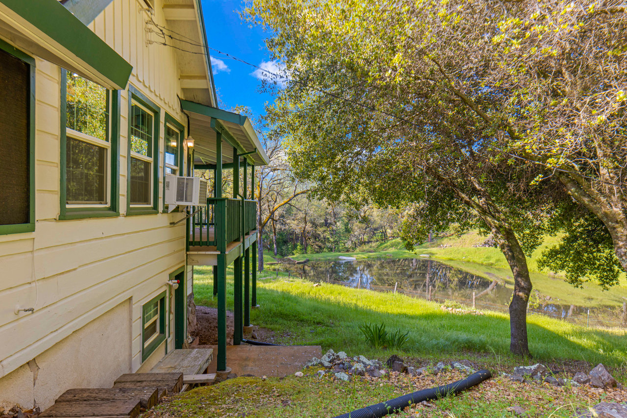 3361 Cedar Creek Rd