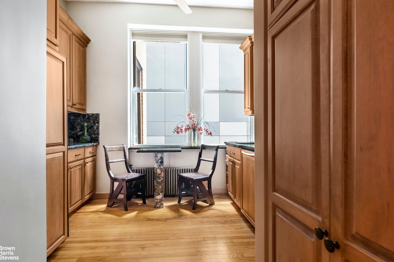 180 West 58th Street Unit: 3B