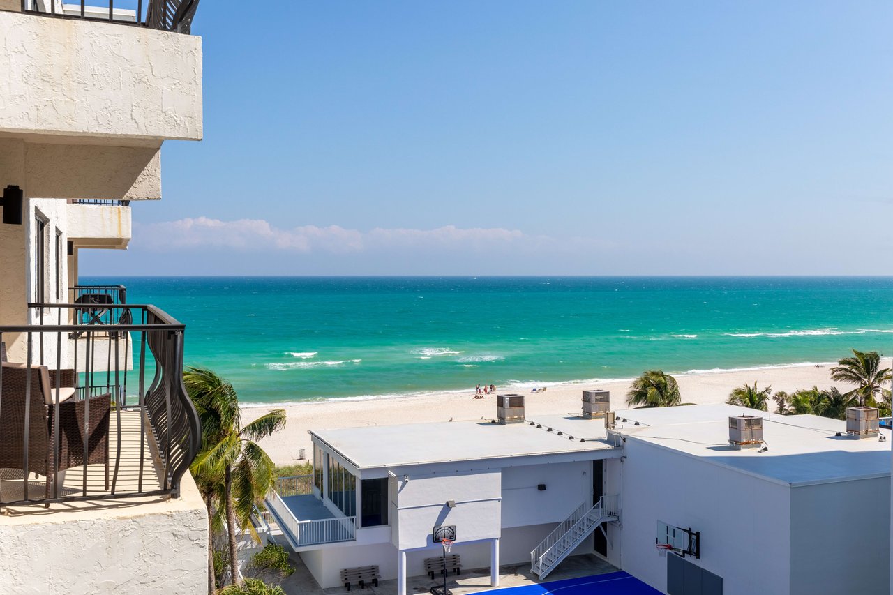 5415 Collins Ave  Unit 704 Miami Beach