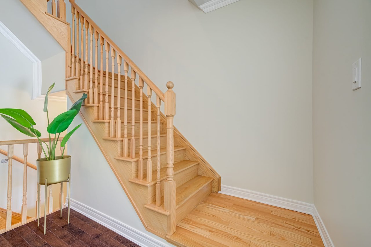 26 Black Locust Dr