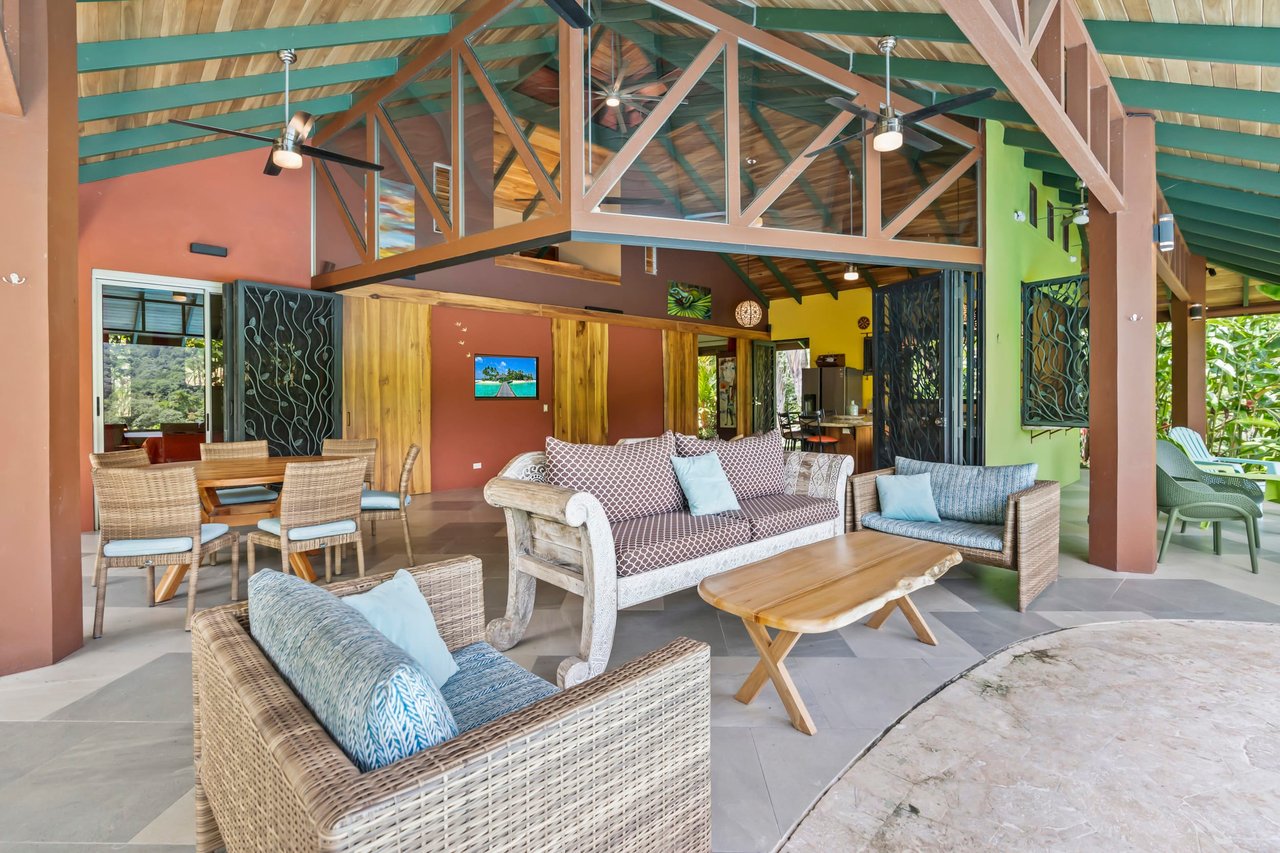 Casa Loro Verde,  Rainforest Jungle Retreat Home on 5.24 Acres in Portalon!