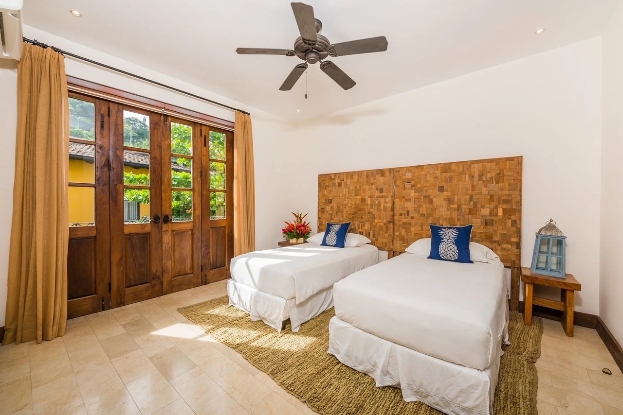 Four Balcony Turnkey Flat, Flamingo, Guanacaste