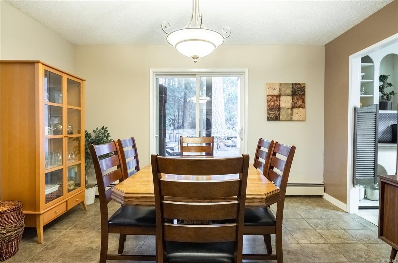 4105 Bridlewood Crt