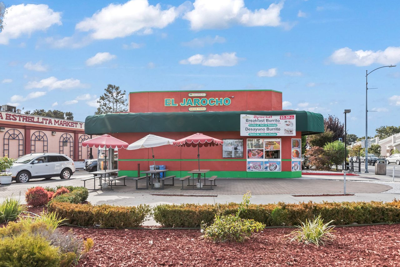 Rare Restaurant Drive-Thru NNN Leased Investment