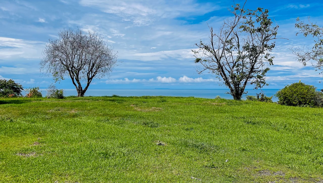 Oceanfront Development Land, Ojochal, Puntarenas