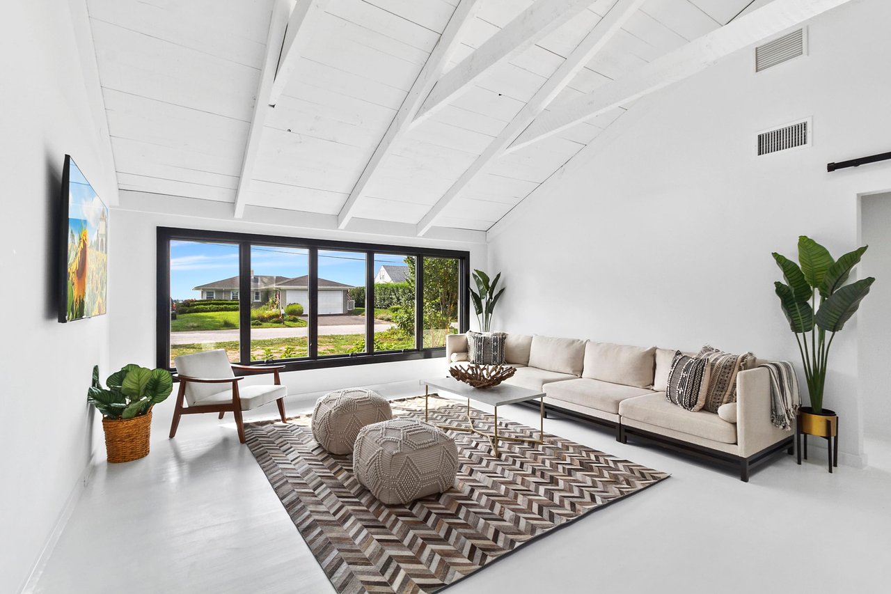 28 Cliff Drive