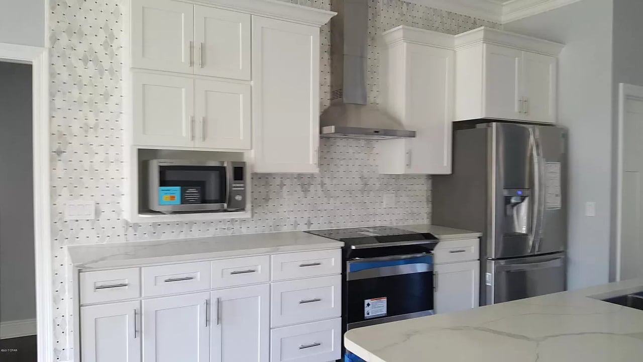 2404 PELICAN BAY Court