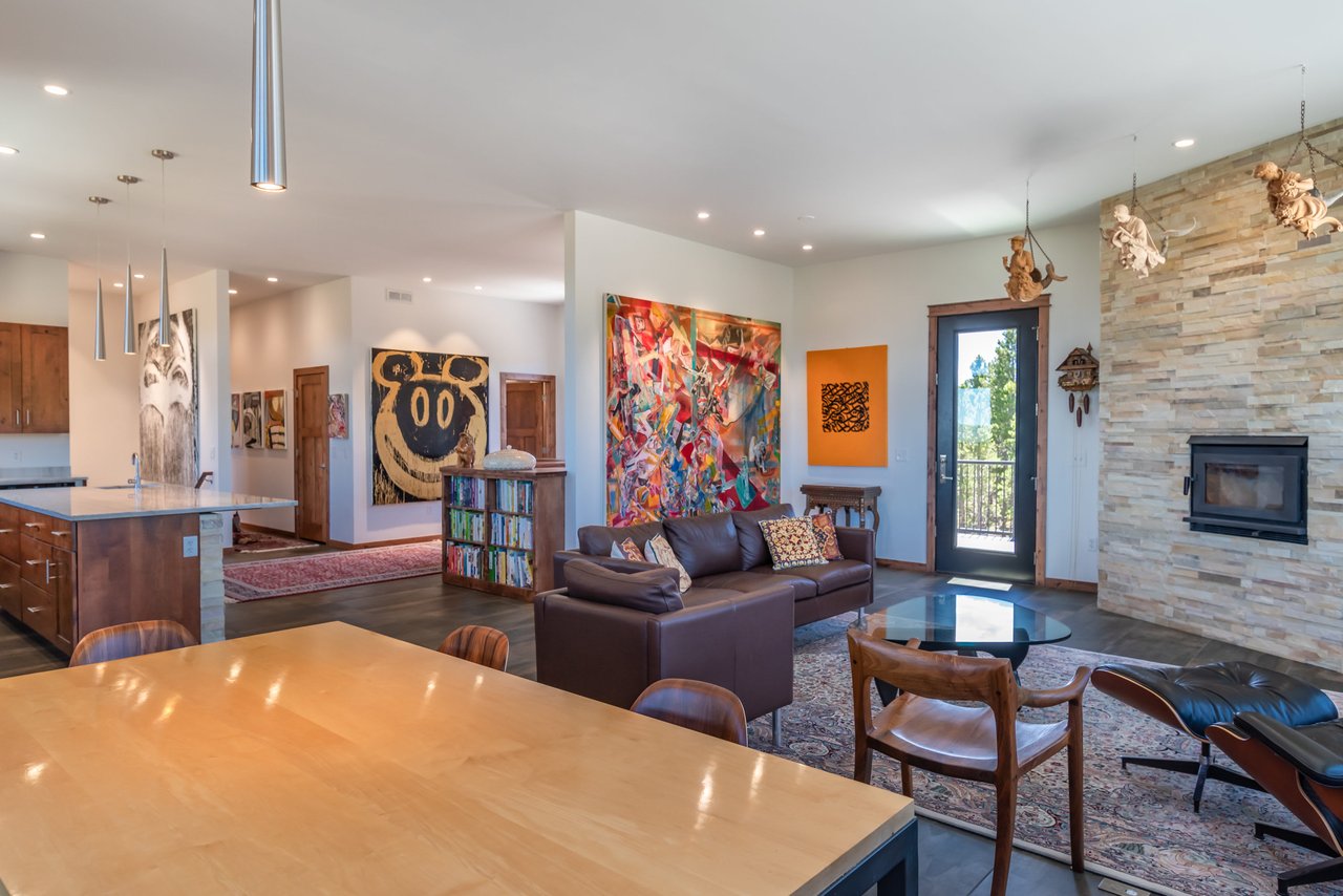 315 Indian Peaks Dr