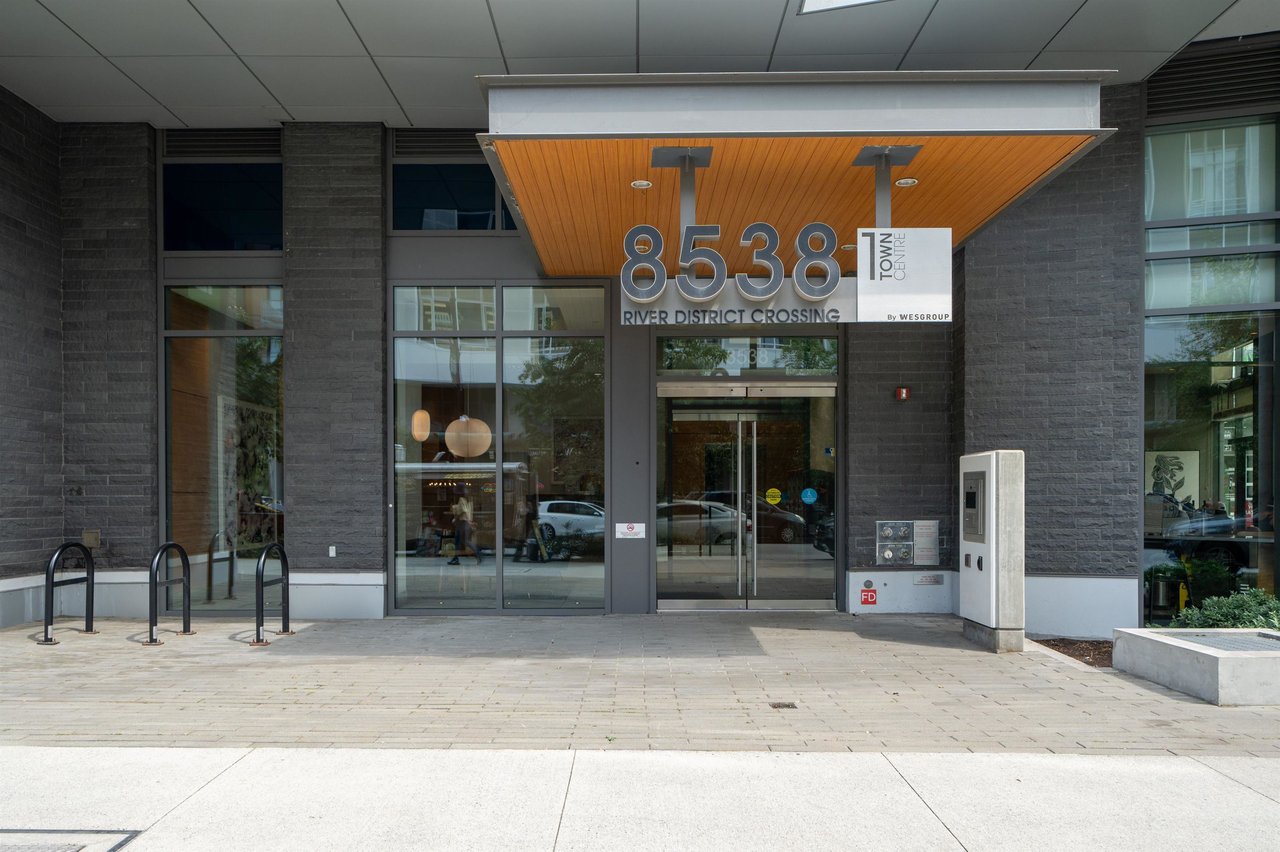 2102-8538 River District Crossing