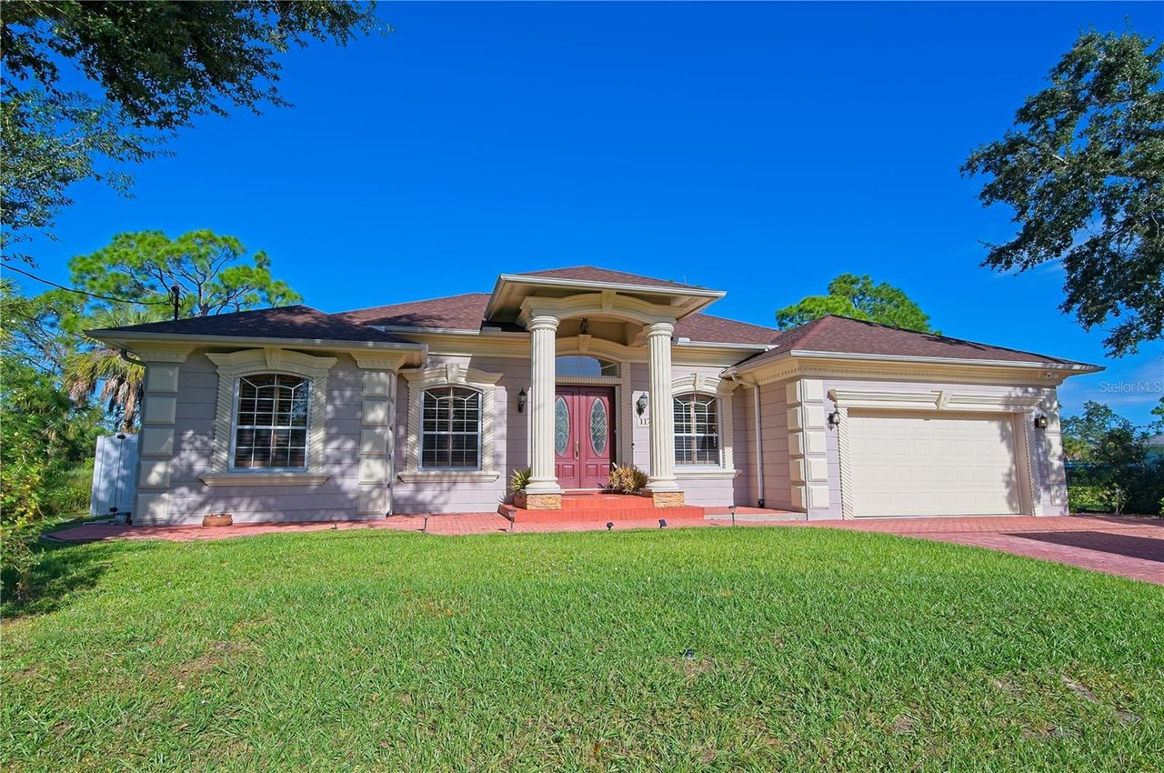 🏡💦UNDER CONTRACT💦🏡 1175 CLEARVIEW DR, PORT CHARLOTTE, FL 33953