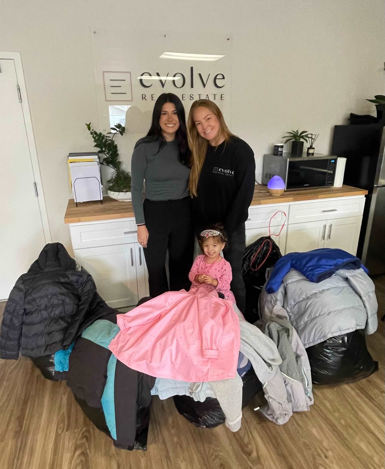  Evolve Real Estate’s Annual Coat Drive