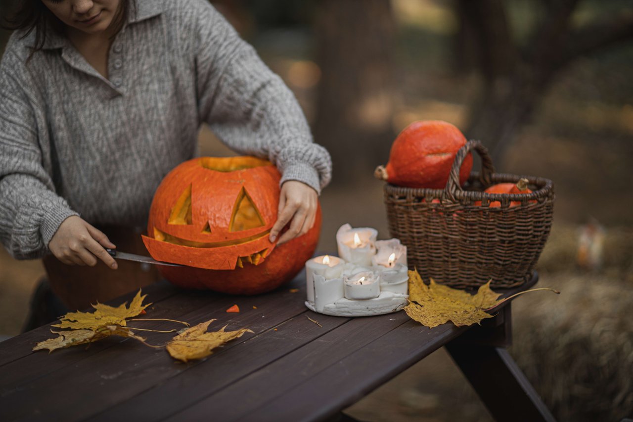 OCTOBER CALENDAR