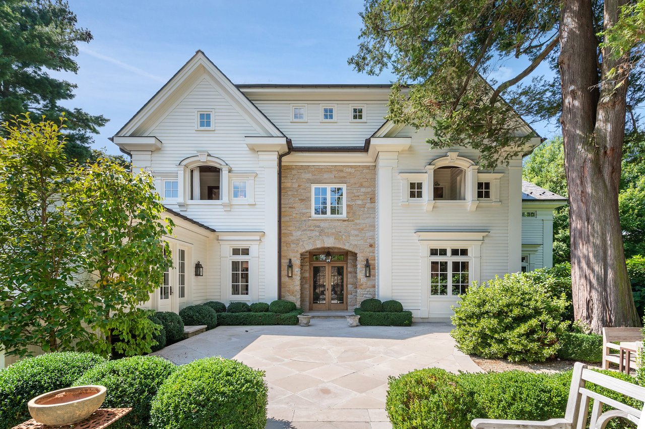 2 Martin Dale, Greenwich CT 06830