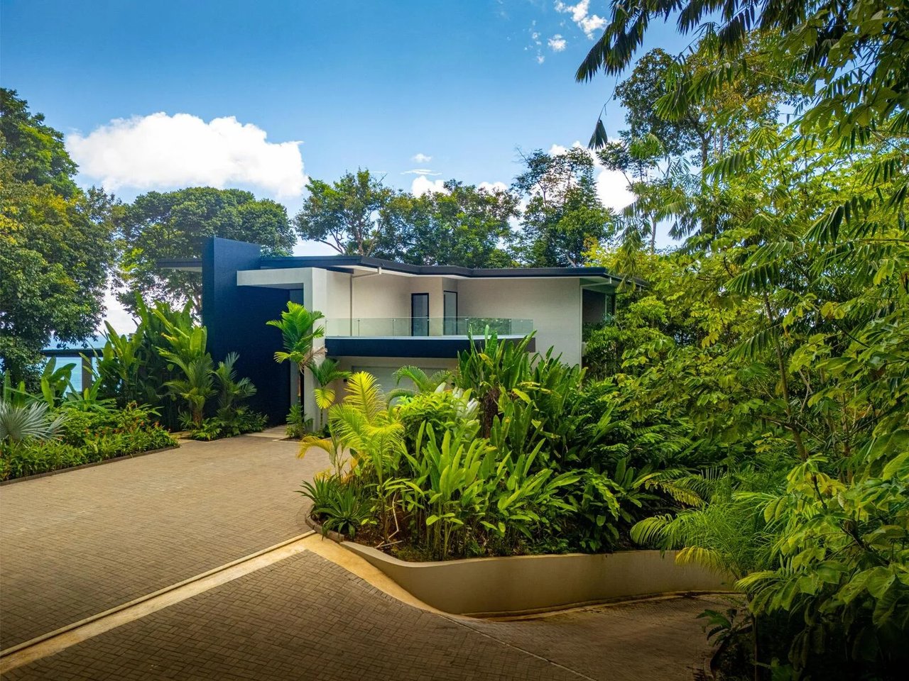 Whale Tail View Ridgetop Home, Uvita, Puntarenas
