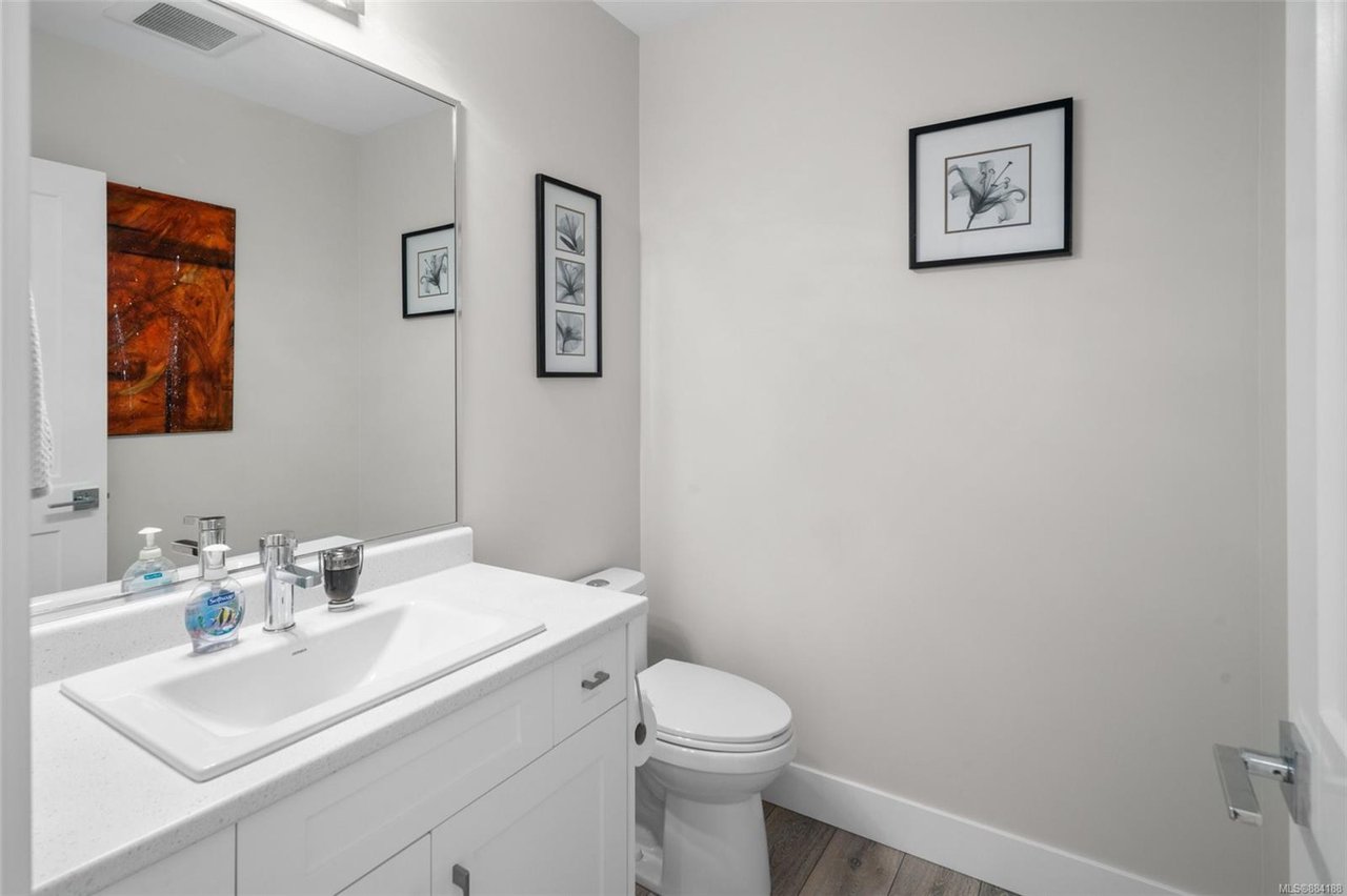 2544 West Trail Crt, Sooke