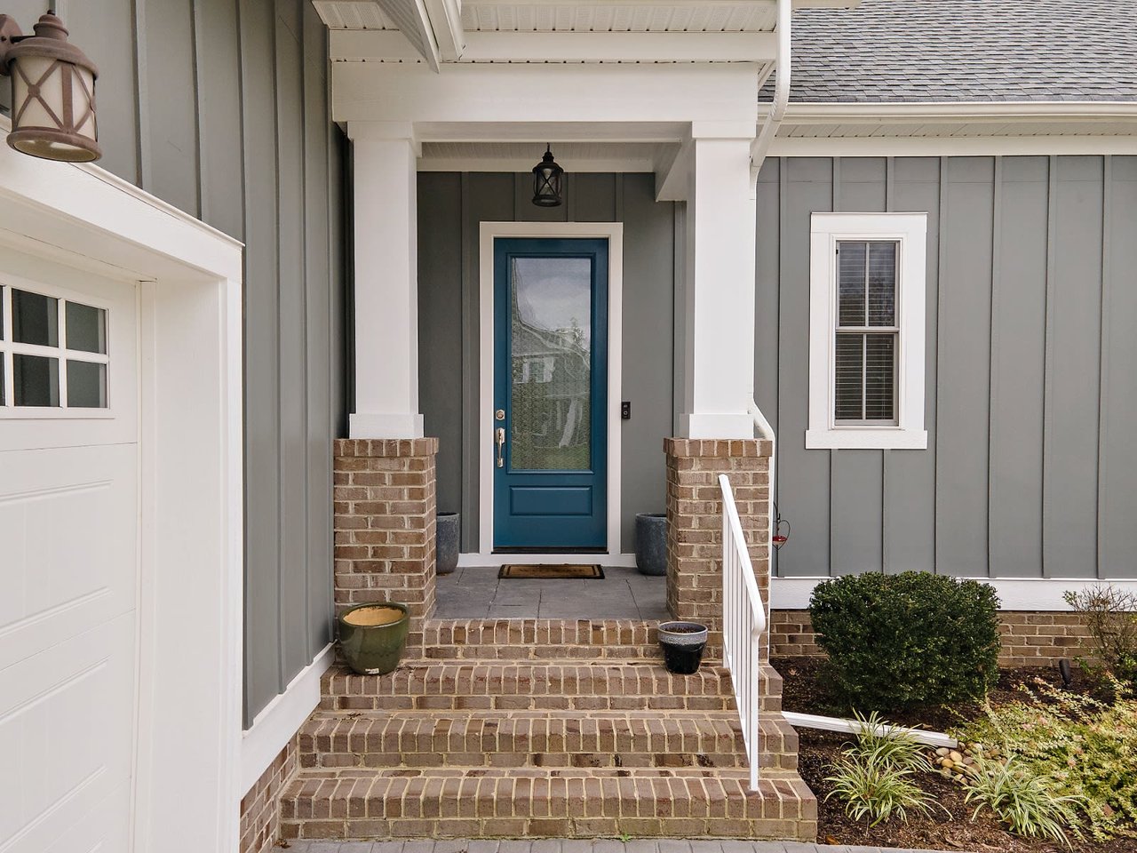 1400 Ascot Hill Terrace