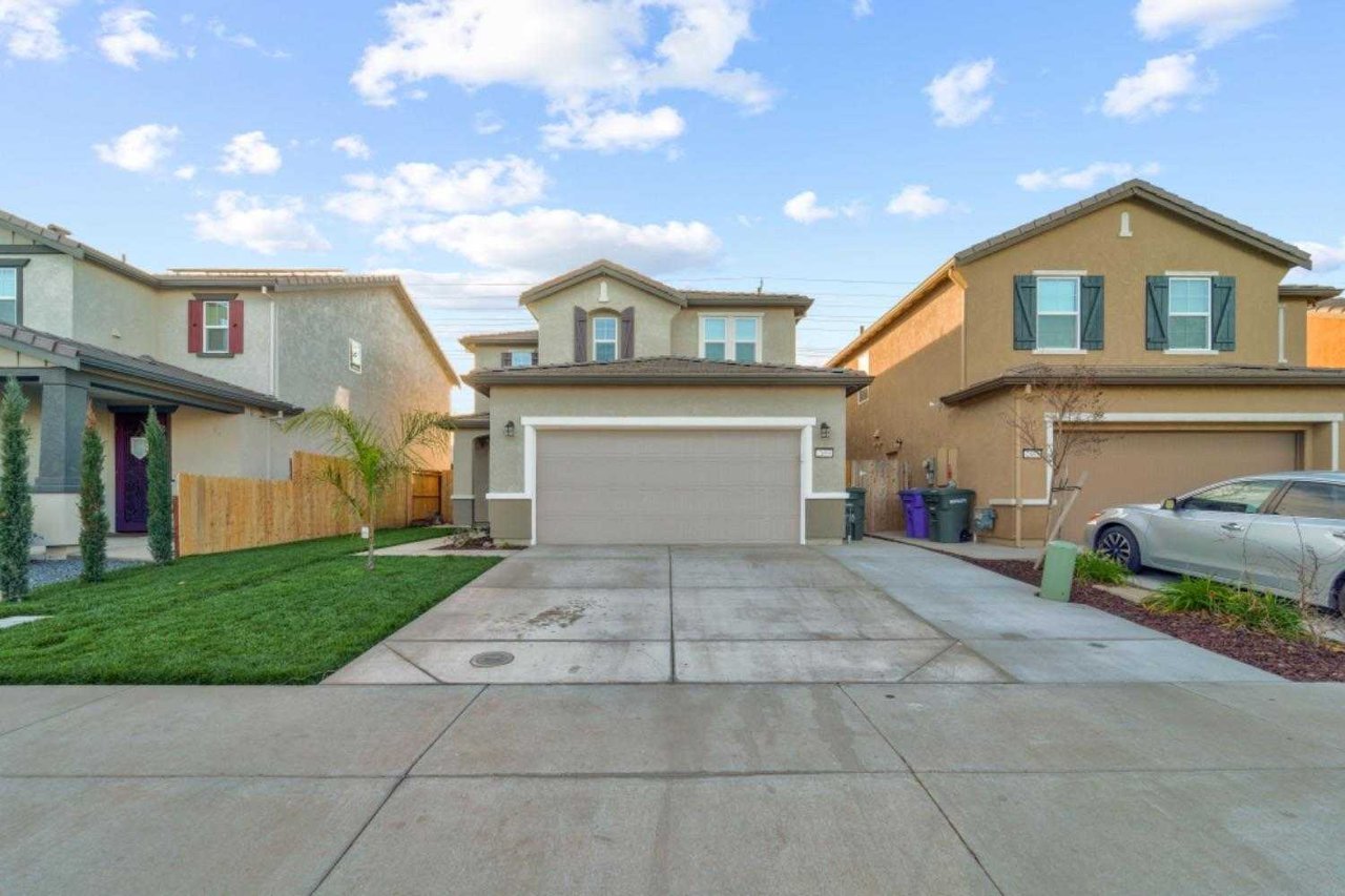 2699 Ocaso Way