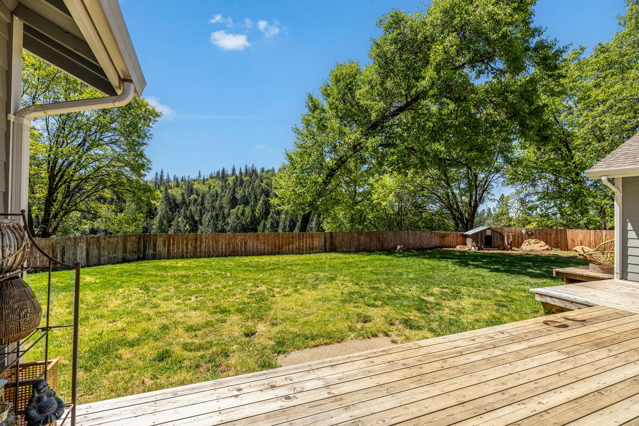 501 Shell Ln, Placerville