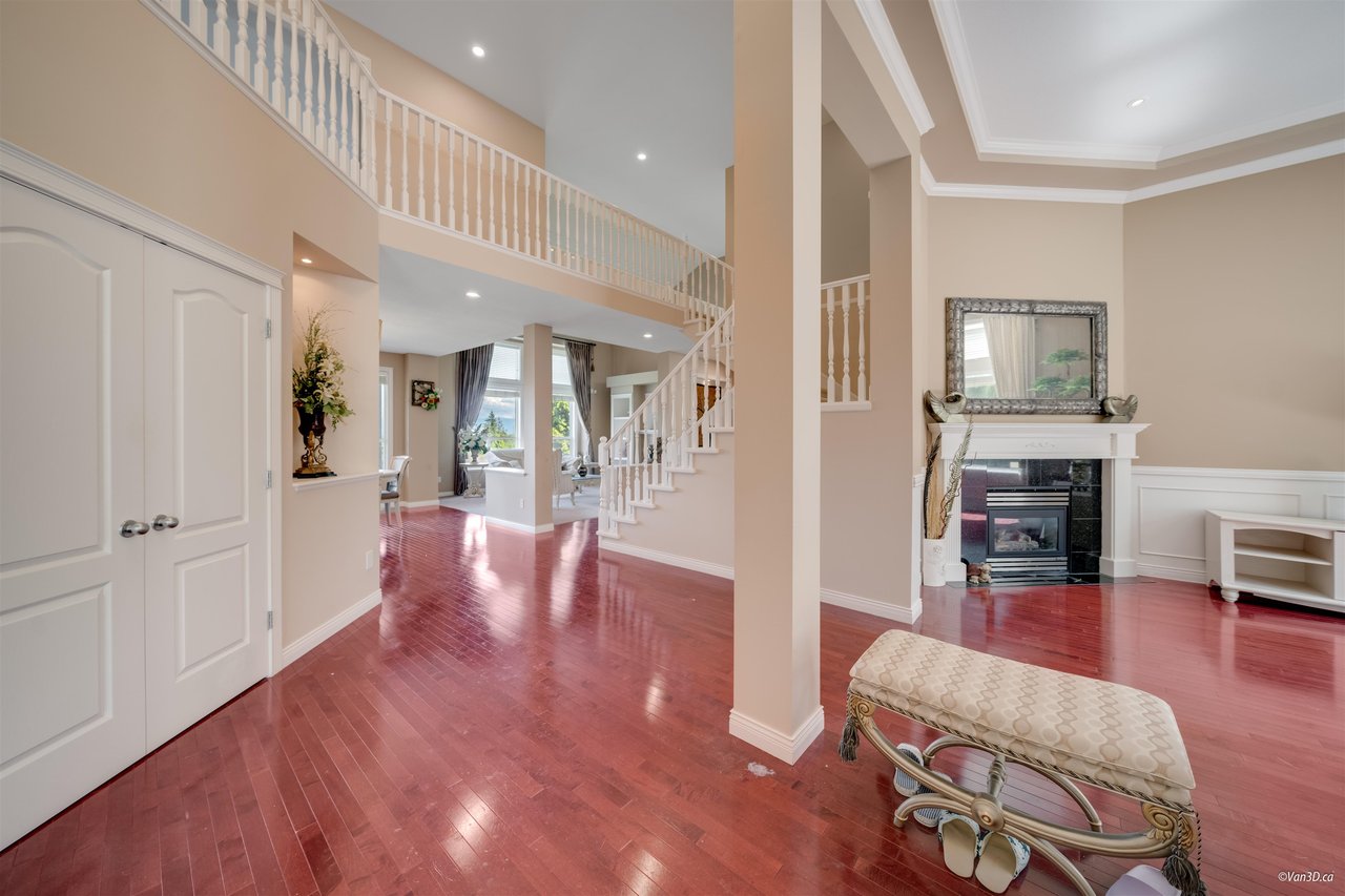 16495 111 Ave