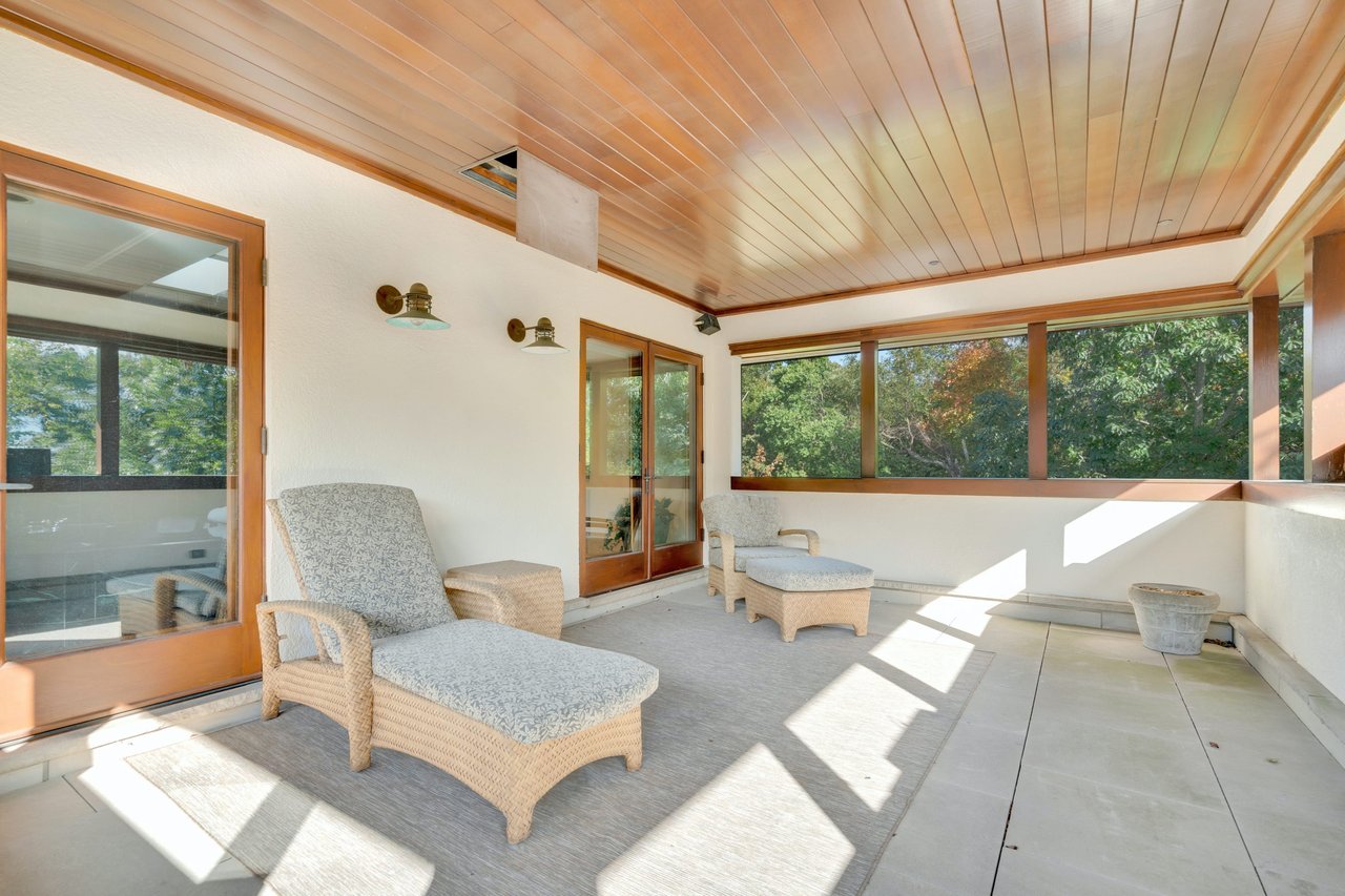 21 Shinnecock Trail