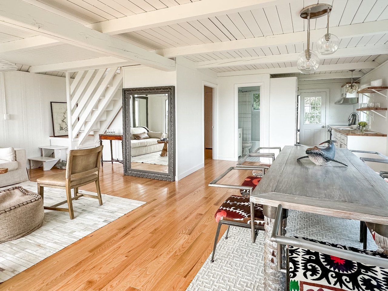 Luxurious East Chop Cottage