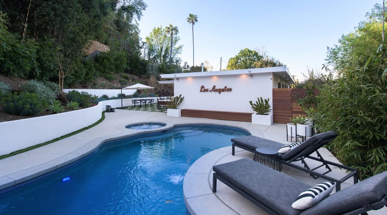 3901 ½ Ventura Canyon
