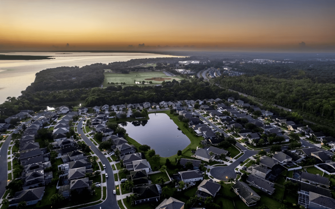 8 Neighborhood Amenities that Increase Home Value