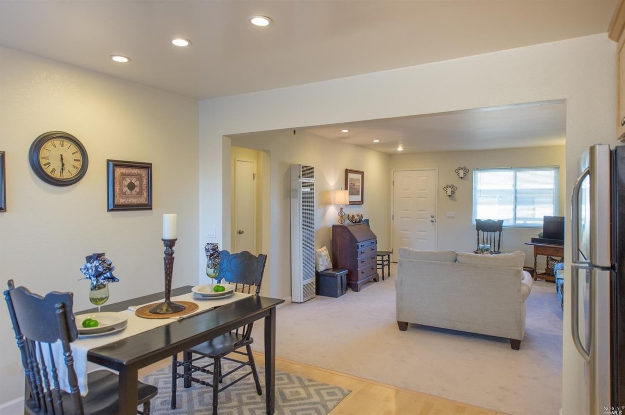 720 Petaluma Blvd S #12
