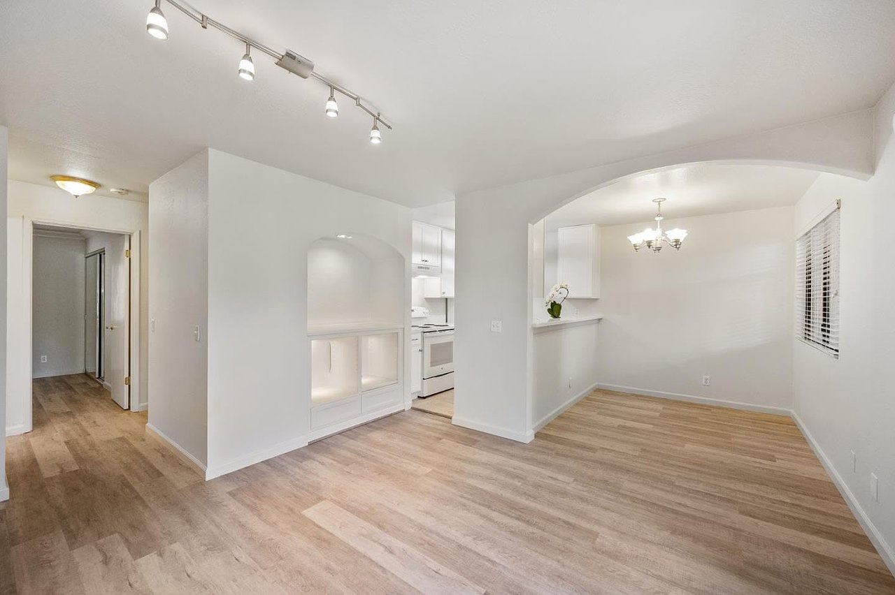 515 Ramona Ct APT 11