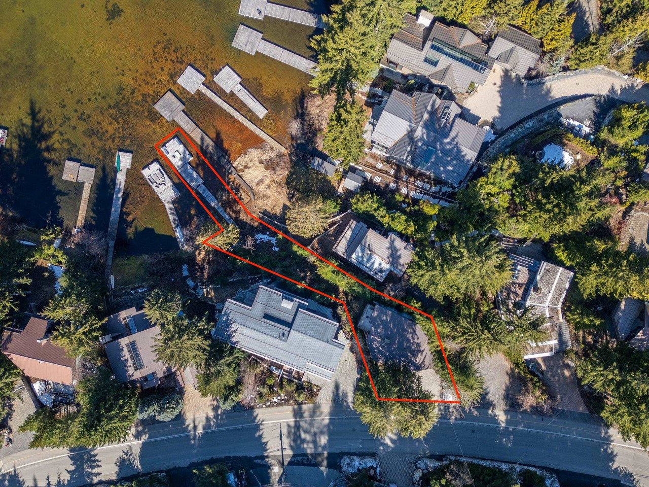 3300 Archibald Wy