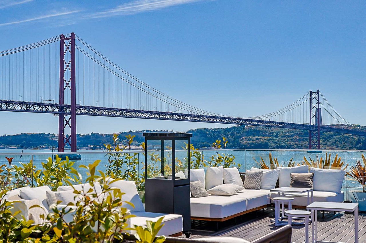 One-Bedroom Apartment in Lisbon’s Hyatt Regency