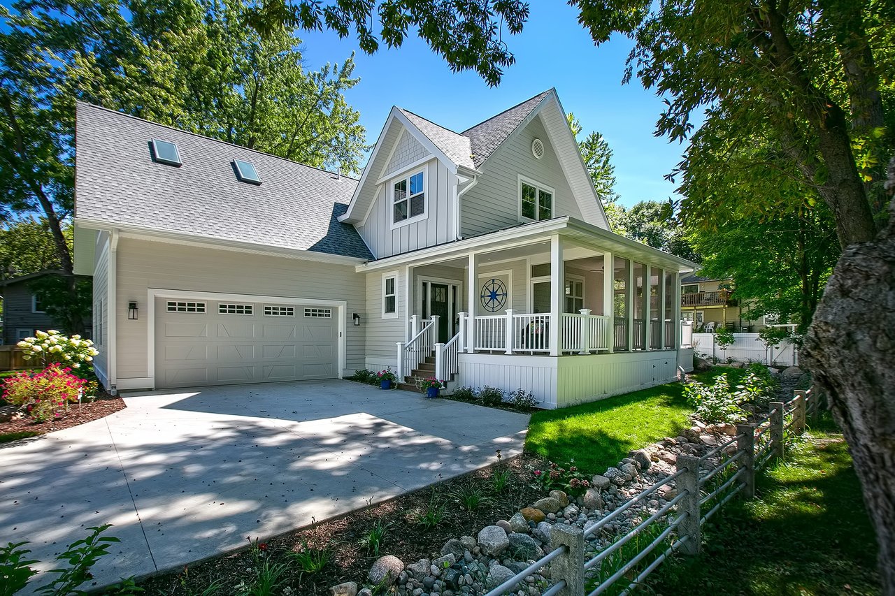 Custom Completed New Construction // Excelsior Village