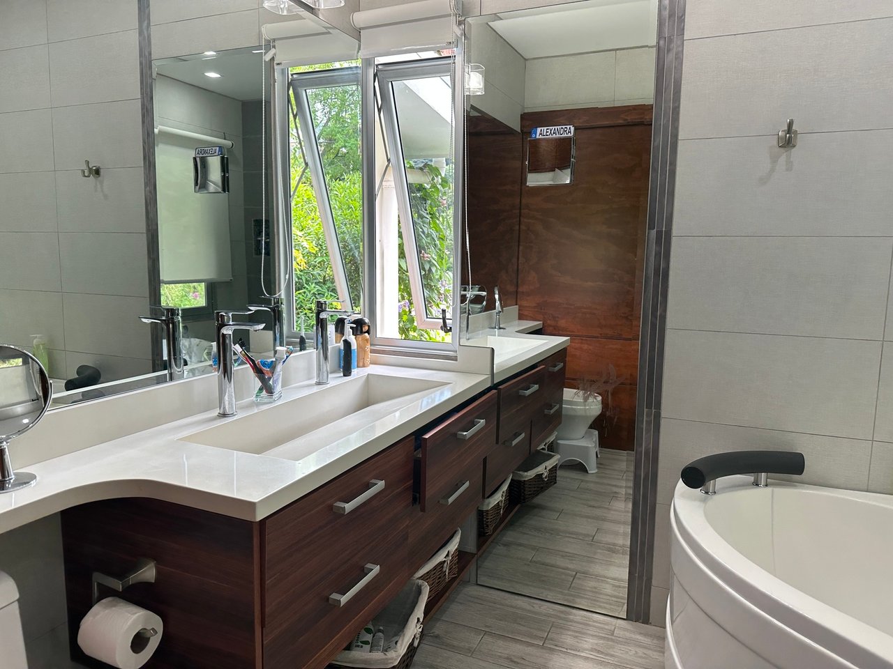 Sustainable Smart Home, Ciudad Colon, San Jose