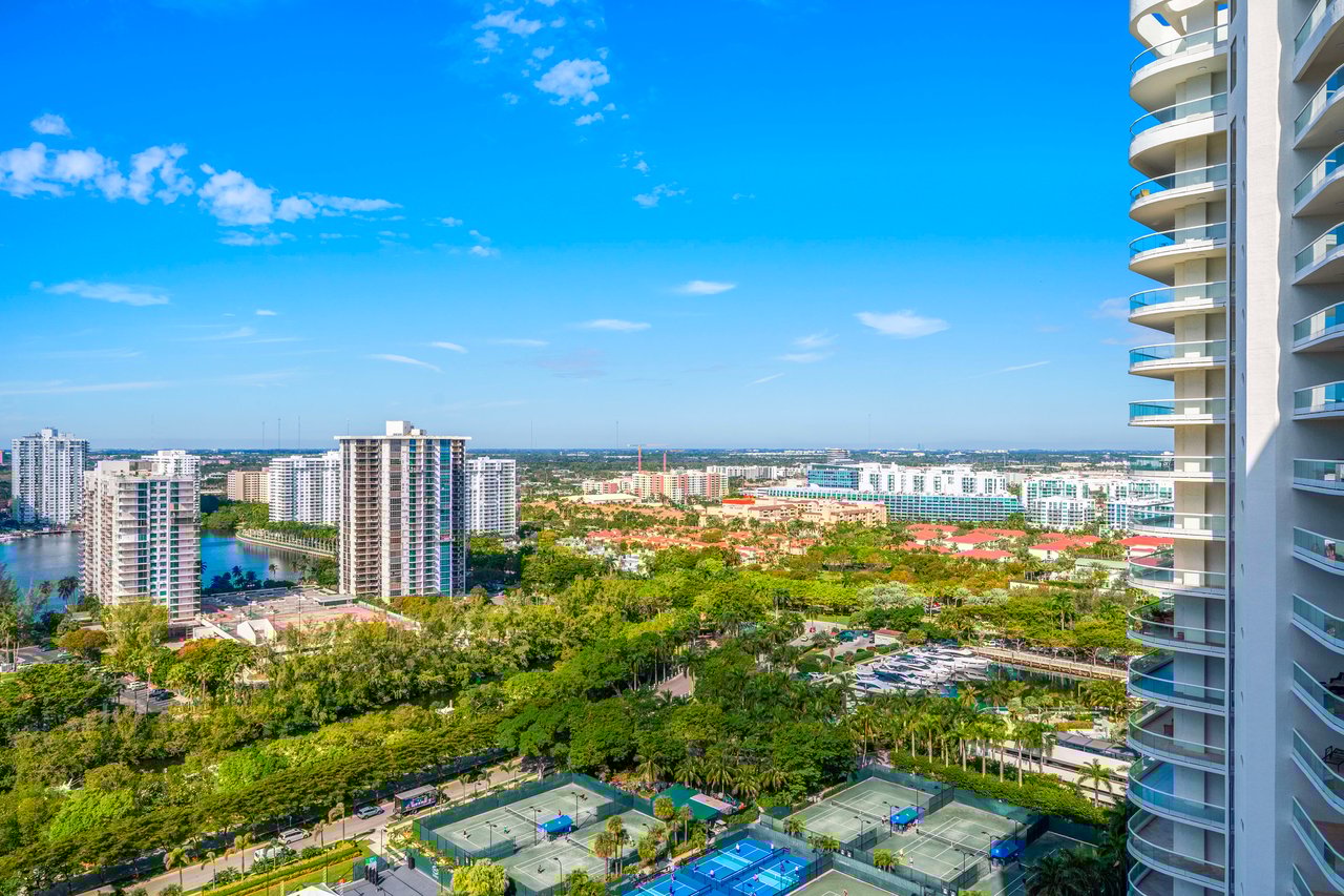 6000 Island Blvd # 2406